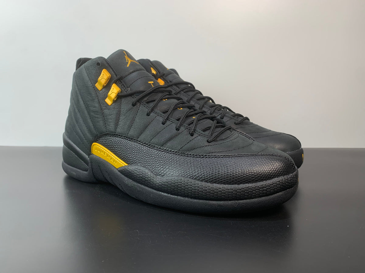 Air Jordan 12 Retro 'Black Taxi' - Angle View 3
