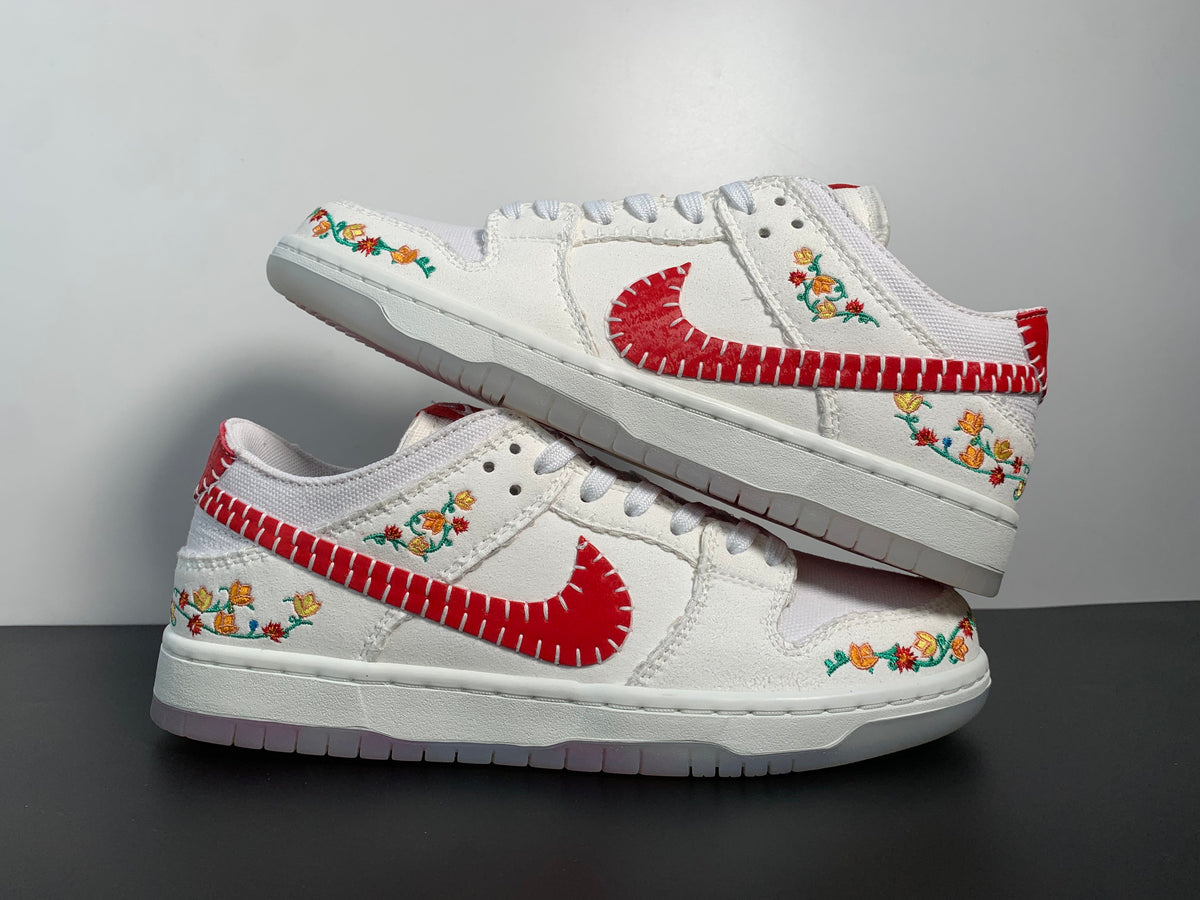 Dunk Low Decon SB 'N7 - Sail University Red'  FD6951-700 - View 5