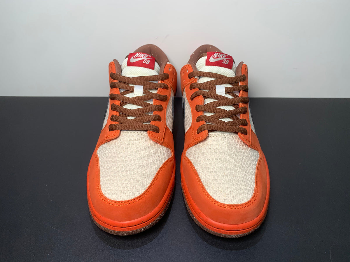 Nike Dunk Low Premium SB 'Un- Hemp' - View 6