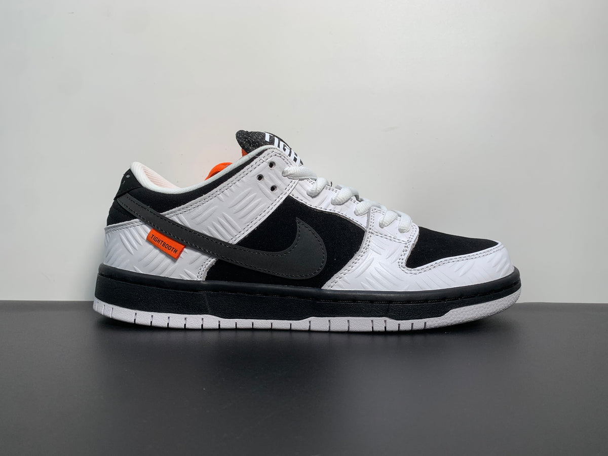TIGHTBOOTH x Dunk Low SB  FD2629-100 - View 1