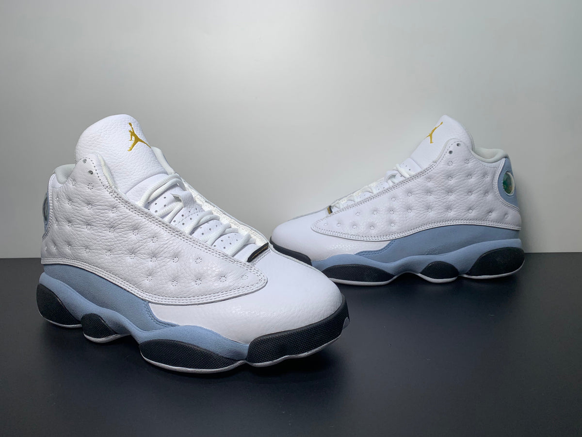 Air Jordan 13 Retro 'Blue Grey' - Angle View 5
