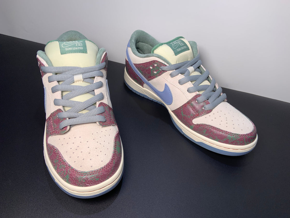 Crenshaw Skate Club x Nike SB Dunk Low - View 7