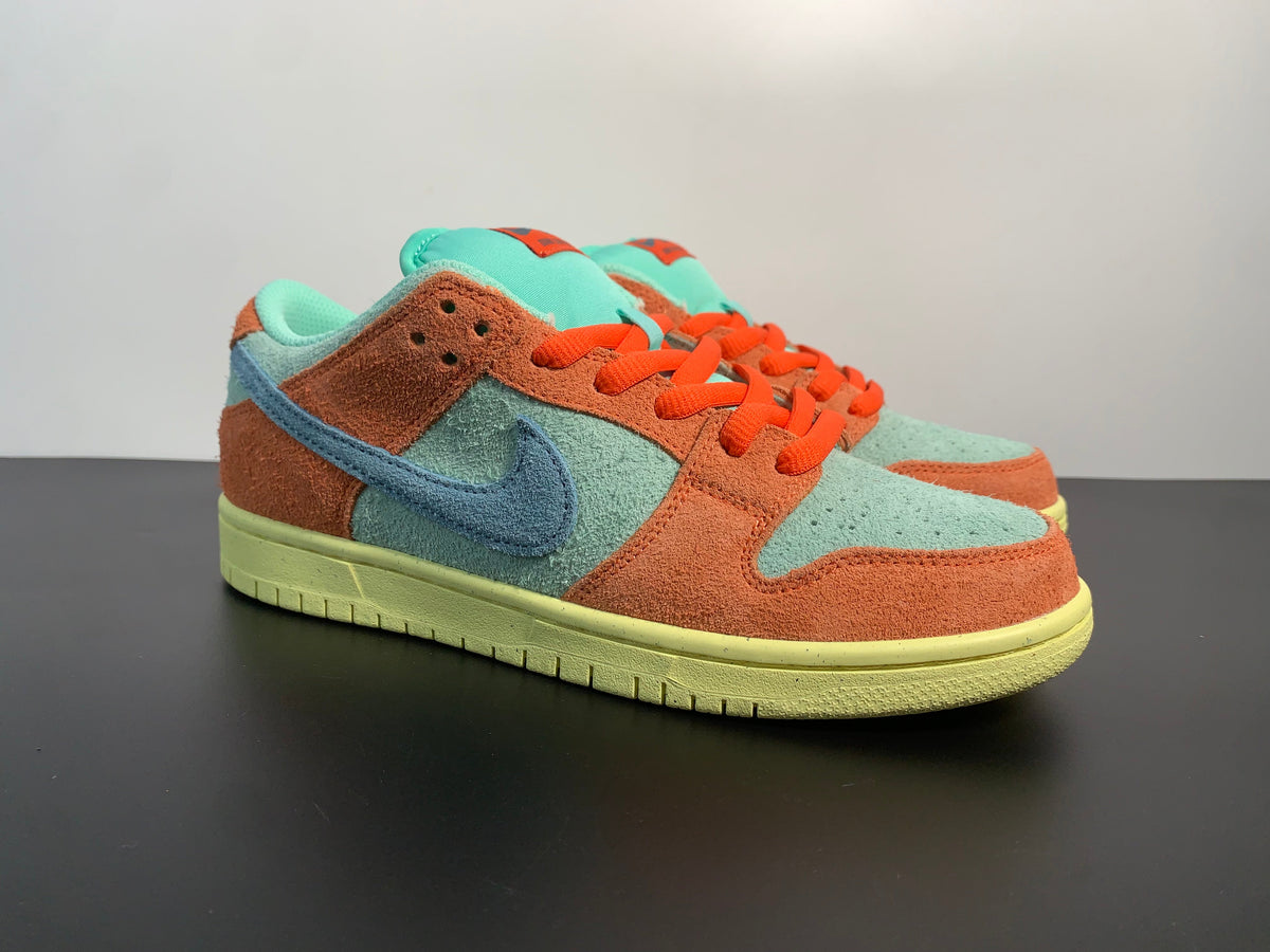 Nike SB Dunk Low Noise Aqua Emerald Rise Orange DV5429-800 - View 4