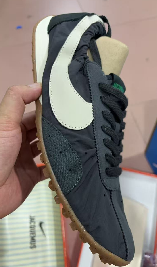 Jacquemus x Nike Moon Shoe Nike  Navy Blue - View 2